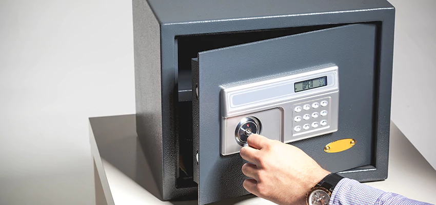 Jewelry Safe Unlocking Service in Pomona, California